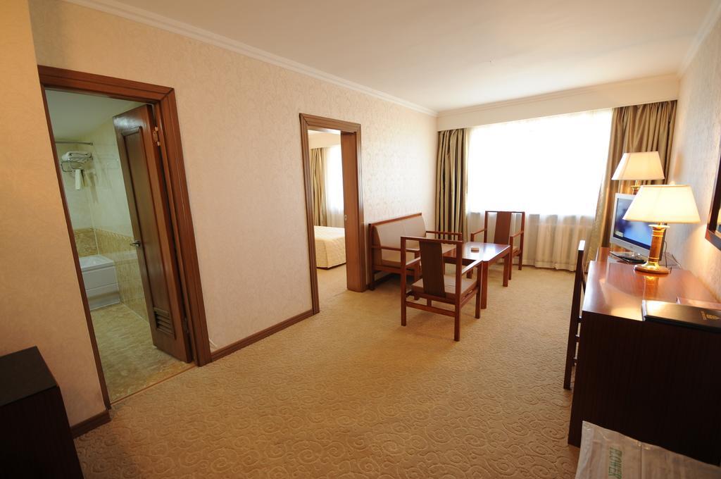 Flower Hotel Ulán Bator Habitación foto
